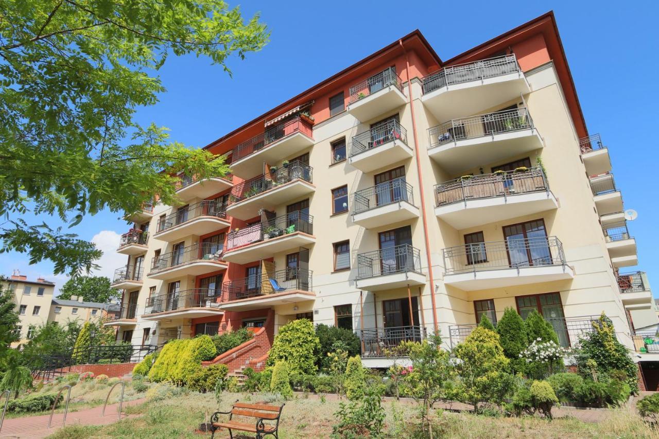 Sunset Apartments - Holdu Pruskiego - Garaz ชวีโนวิชแจ ภายนอก รูปภาพ